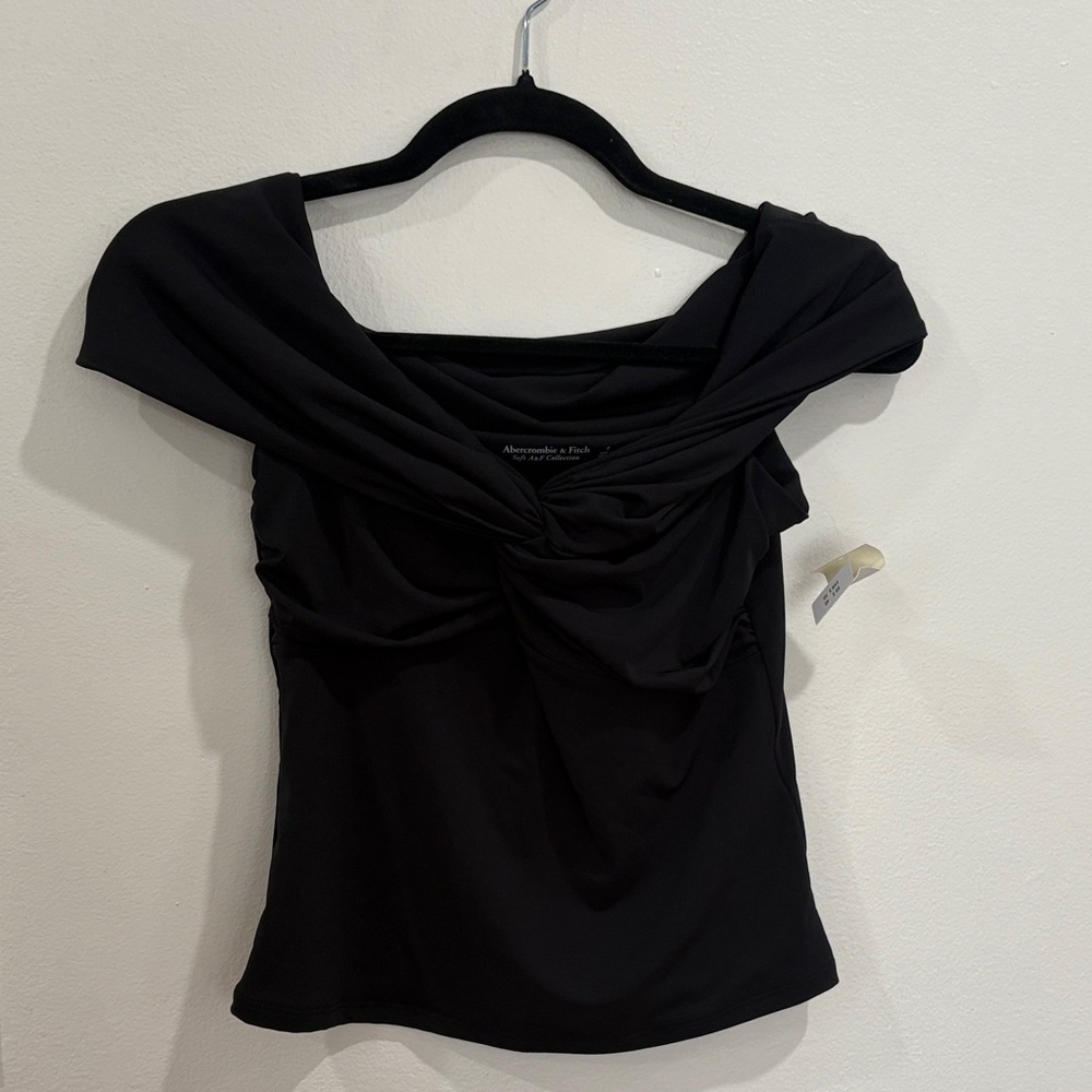 Abercrombie & Fitch Black Off-Shoulder Blouse